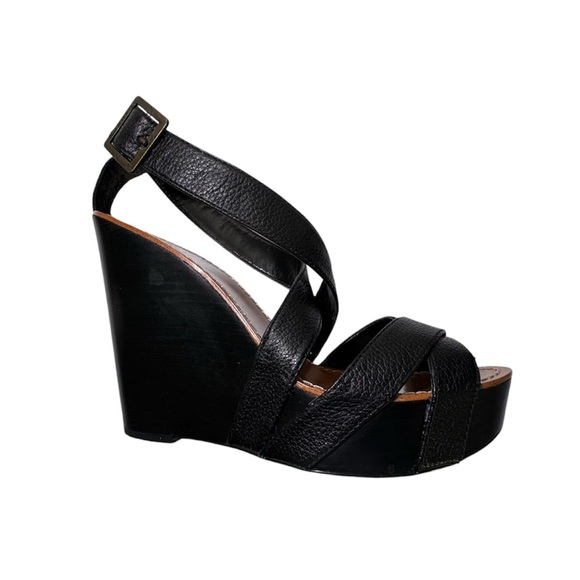 Lauren Ralph Lauren Shoes - 💥HOST PICK💥 Ralph Lauren Wedge Sandal
